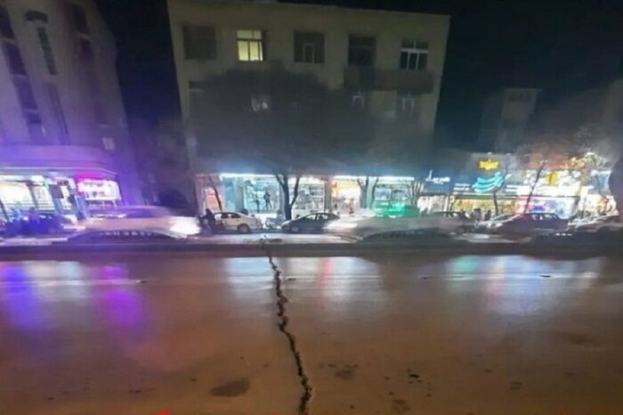 توضیح مدیرکل زمین‌شناسی اصفهان درباره شکاف‌ خیابان بزرگمهر