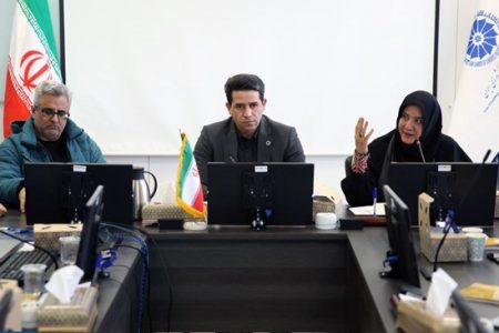 نیازمند یکپارچگی زنجیره صنایع‌دستی کشور هستیم