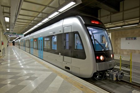 خط یک قطار شهری مشهد ۶۰ واگن کم دارد