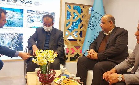 امضای ۲ تفاهم نامه طرح گردشگری در شانزدهمین نمایشگاه گردشگری کشور