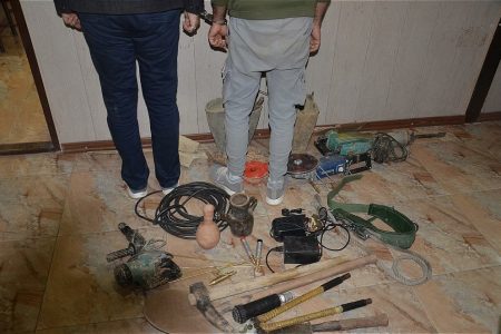 هشت حفار آثار تاریخی ملی در گرمسار محکوم به حبس شدند