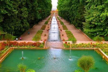 باغ شاهزاده ماهان با برنامه‌های متنوع میزبان مسافران نوروزی است