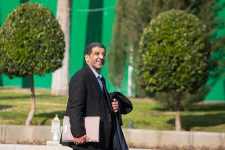 وزیر میراث فرهنگی از برنامه‌ریزی برای افزایش ورود گردشگران به ایران خبر داد