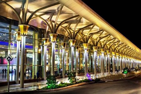 افزایش ورود گردشگران داخلی و خارجی به مشهد در سال ۱۴۰۱