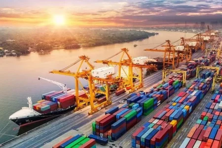 راه اندازی کریدور ترانزیتی بین مناطق آزاد ایران و روسیه