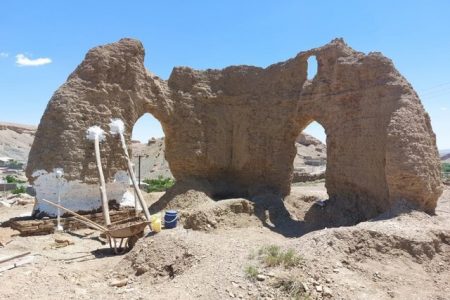 مرمت آتشکده دروار دامغان