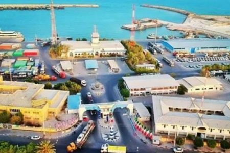 اصلاح طرح ترافیکی بندرلنگه به منظور توسعه و افزایش روز افزون تخلیه و بارگیری انواع کالا