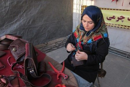 راه‌اندازی بازارچه دائمی صنایع‌ دستی در درگز ضروری است