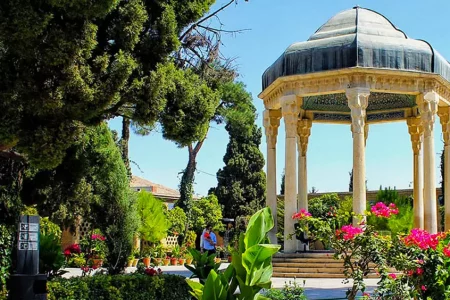 ساعت بازدید از حافظیه کاهش یافت