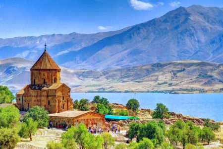 با جاذبه های وان در ترکیه آشنا شوید