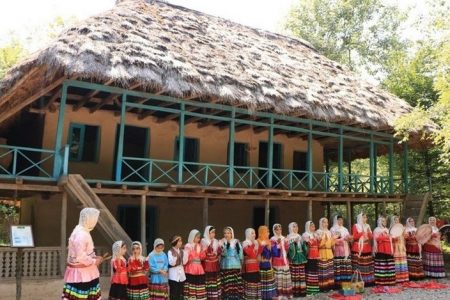 ۳۰۰ ویژه برنامه فرهنگی به مناسبت هفته گردشگری در گیلان برگزار می‌شود