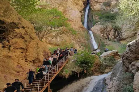 امکان بازدید گردشگران از آبشار “پیران” فراهم شده است