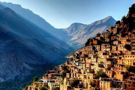 معرفی صحیح جاذبه‌های گردشگری به درآمدزایی منتهی می‌شود