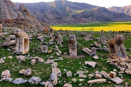 قبرستان تاریخی ایذه به سایت موزه تبدیل شد