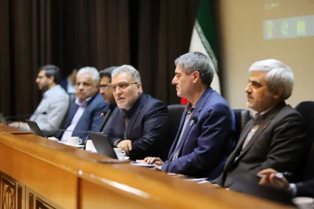 تشکیل دوباره مثلت طلایی گردشگری فارس، اصفهان و یزد