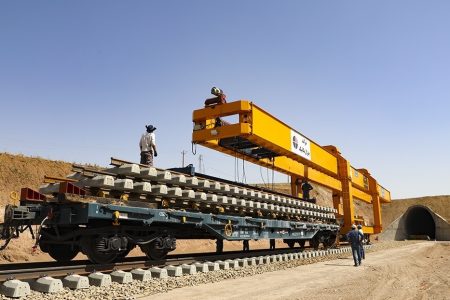 راه آهن چابهار-زاهدان سال ۱۴۰۳ آماده بهره برداری خواهد شد