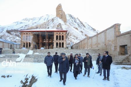 وزیر میراث فرهنگی از کاخ تاریخی ناصری کرج بازدید کزد