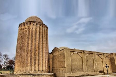برج کاشانه بسطام مرمت اضطراری می‌شود