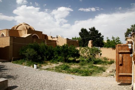 موافقتنامه تاسیس منطقه نمونه گردشگری کهک صادر شد