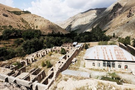 مرمت کاخ قجری شهرستانک پیشرفت ۴۰ درصدی داشته است