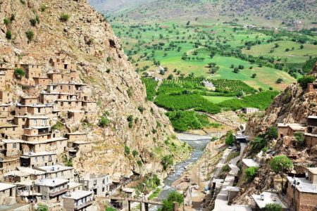 حفاظت از هویت تاریخی و توسعه گردشگری و صنایع دستی روستای پالنگان