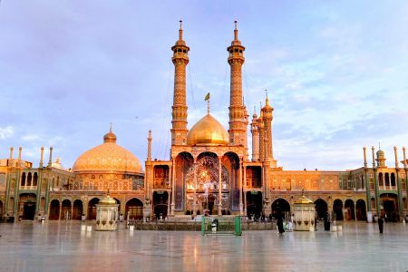 به روز و بین المللی شدن خدمات گردشگری در قم