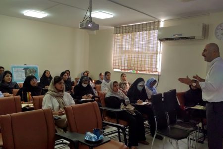 فارغ‌التحصیلان گردشگری قربانی نظام ناکارآمد آموزش گردشگری در مشهد شده‌اند