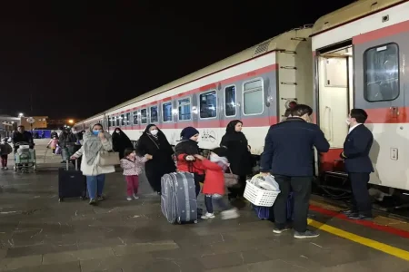 نزدیک به یک میلیون مسافر از طریق راه‌ آهن هرمزگان جابجا می‌شوند