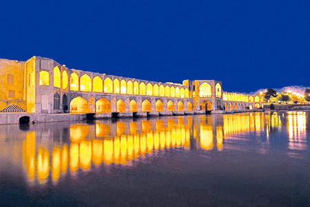 رونمایی از نقشه گردشگری اصفهان به زبان چینی