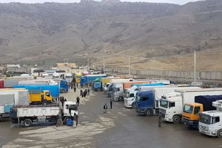 اعتراض رانندگان کامیون به افزایش 6 برابری نرخ صدور برگ تردد