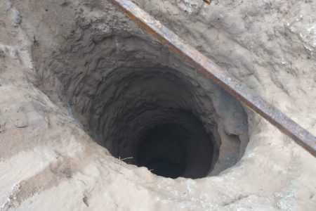 حفار غیر مجاز در شهرستان شبستر دستگیر شد