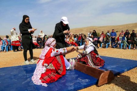 بازی‌های بومی محلی در جذب گردشگر اثرگذار است