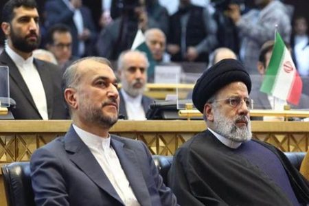 تسلیت ضرغامی در پی شهادت رئیس‌جمهور و هیأت همراه
