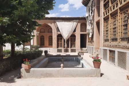 خانۀ پدریِ ادارۀ میراث فرهنگی در انتظار صاحبخانۀ جدید