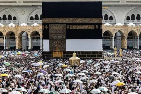 بیش از 1300 نفر در حج جان خود را از دست دادن؛ 19 نفر آنها ایرانی بودند