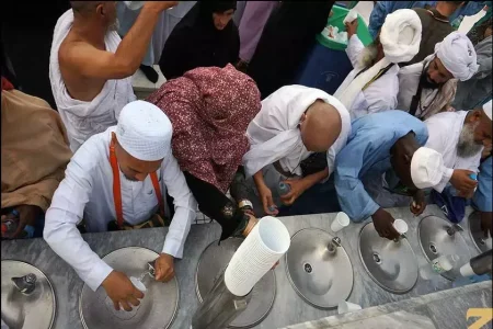 خروج آب زمزم در عربستان با محدودیت مواجه شد