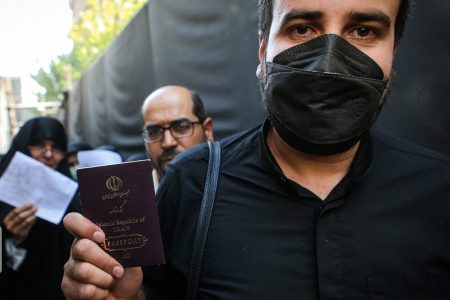 زائران اربعین می‌توانند برای دریافت گذرنامه زیارتی اقدام کنند