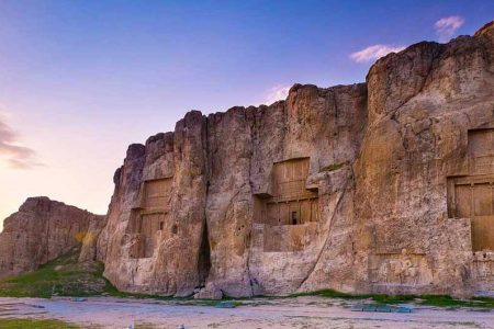 علت حضور باستان شناسان در «نقش رستم» چیست؟