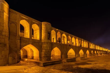 آغاز مرمت سی‌وسه‌پل