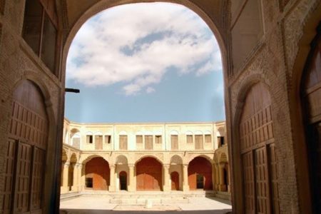 مرمت تیمچه صرافیان آباده