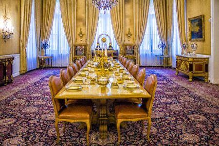 سرنوشت فرش‌های سرقتی سعدآباد چه شد؟