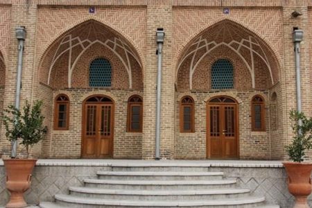 واگذاری ۱۰ کاروانسرای استان مرکزی به بخش خصوصی