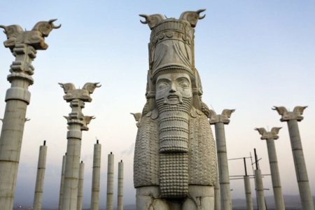 وظیفه ملی و همگانی ما حفاظت از آثار تاریخی است