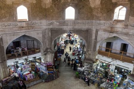 مرمت بازار قیصریه لارستان