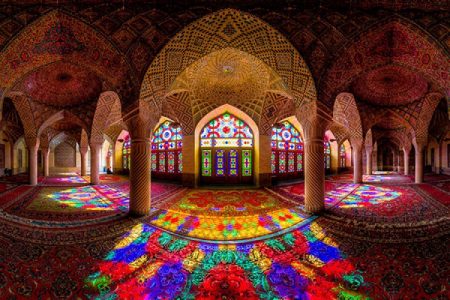 سفر مجازی یونانی‌ها به ایران