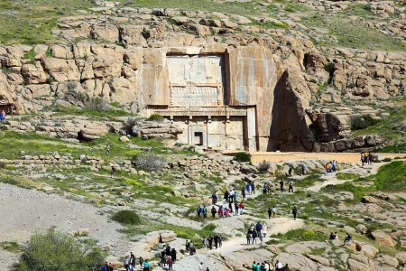 بررسی موضوع معدن کوه رحمت تخت جمشید توسط بازرسی کل استان فارس