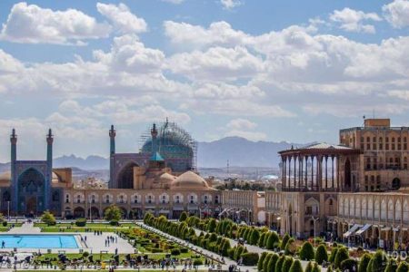 علت مشکلات در حفاظت از آثار تاریخی اصفهان چیست؟